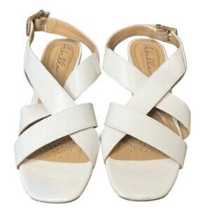 🎉PRICE‎ REDUCED🎉 Abella Tadonna Strappy Sandal Pumps Heels White Size 7.5M